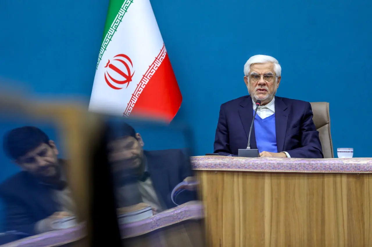 تاکید عارف بر تامین منابع برای هدف ۸ درصدی برنامه هفتم