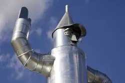 صعود قلع با واهمه از تهدید میانمار