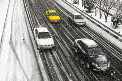 آخرین وضعیت جوی ترافیکی در جاده‌های ایران/ پروازهای فرودگاه مشهد ازسرگرفته شد