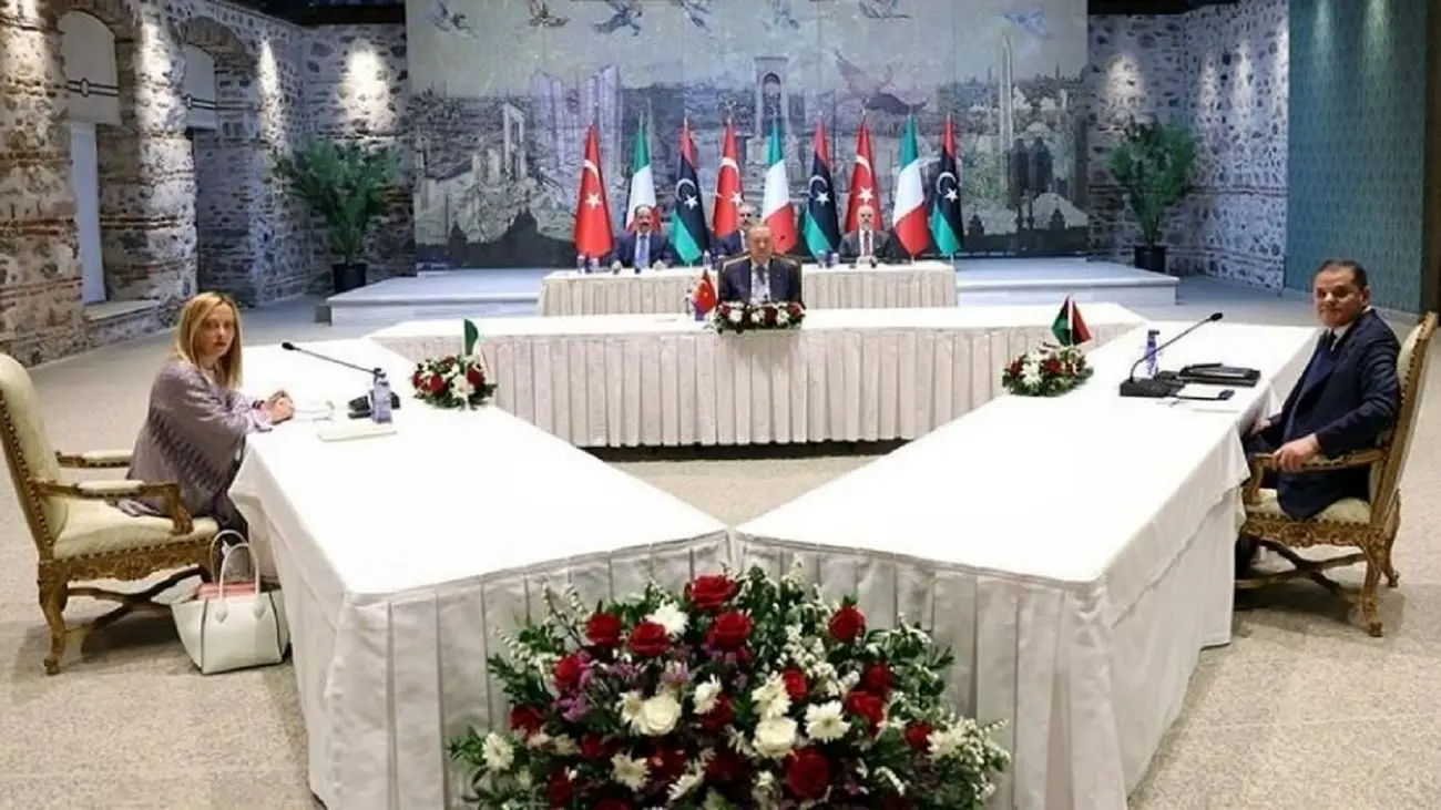 آغاز نشست سه‌جانبه ترکیه، ایتالیا و لیبی در استانبول