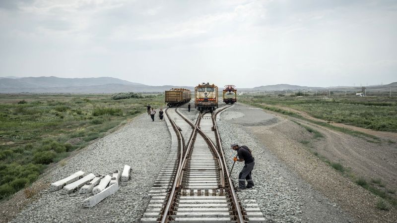 ایران، پل ترانزیتی اروپا تا افغانستان؛ سه قطار در ماه از خاک کشور عبور می‌کند