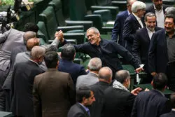 از واکنش‌ها به رای اعتماد کامل بهارستان به وزرای پیشنهادی تا حواشی دفاع پزشکیان از کابینه