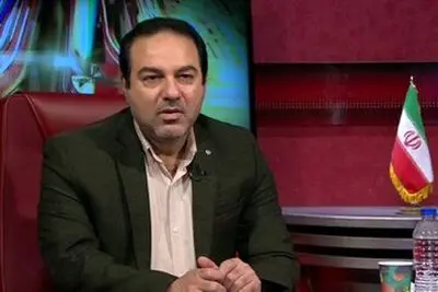 درگیری لفظی عجیب معاون وزیر بهداشت با یک خبرنگار: آخه تو کی هستی که من بخوام جواب تو رو بدم یا ندم؟! + ویدئو