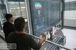 سرمایه گذاران بورسی در تردید و امید / سایه سنگین ترس در تالار شیشه‌ای 