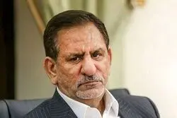 روایت اسحاق جهانگیری از آخرین دیدارش با شهید کمال خرازی در بیمارستان/ گفت که ابتدا همسرش مجروح شده بود و تلاش کرده بود تا خود را به ایشان برساند و نجاتش دهد/من در مراسم مختلف کمتر دیده بودم که وی اشک بریزد، اما آن روز ...