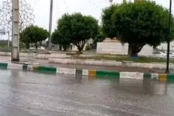 لوله‌های آب آسیب دیده در میدان قدس در دست ترمیم است