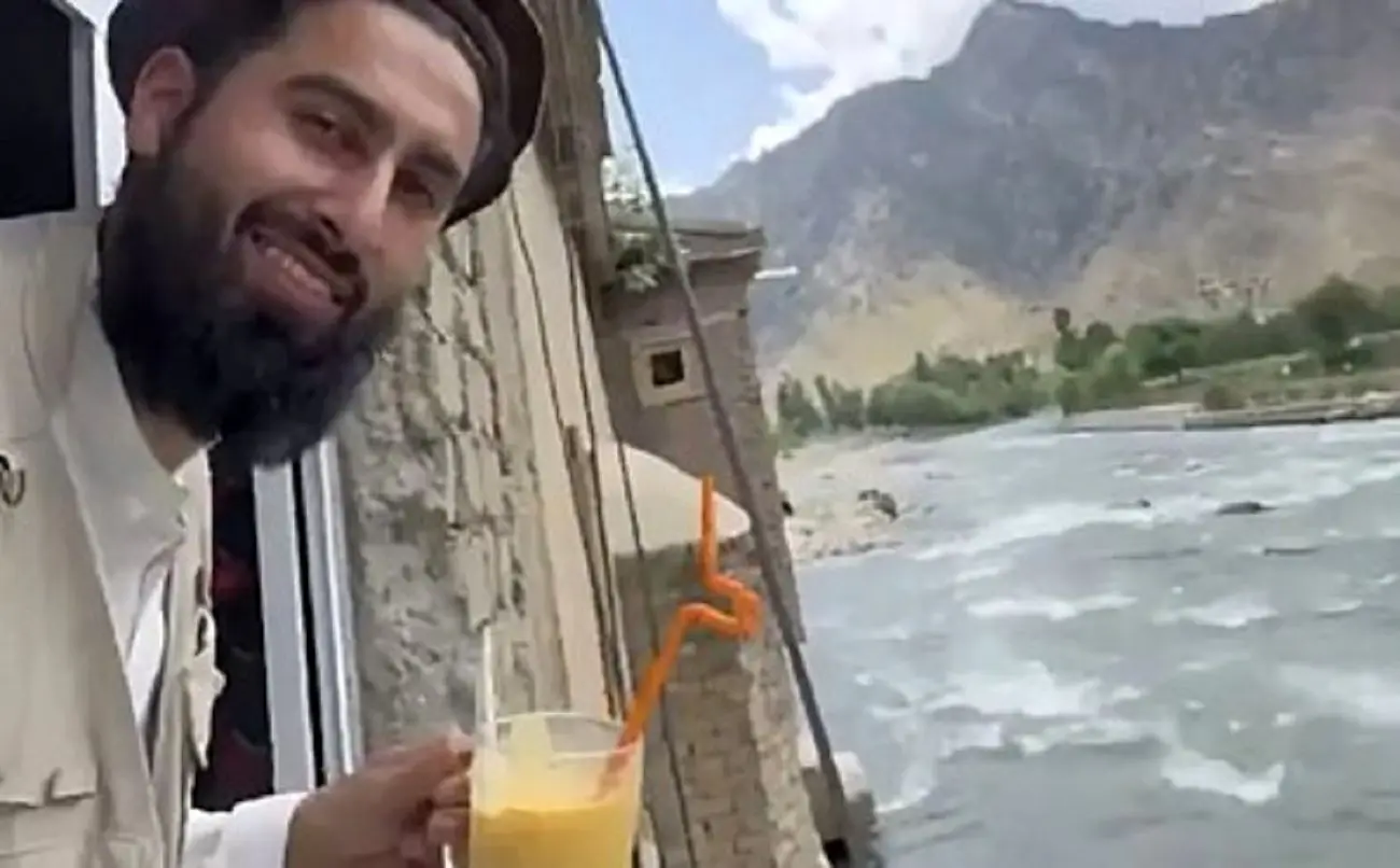 دعوت طالبان از گردشگران آمریکایی