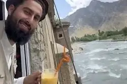 دعوت طالبان از گردشگران آمریکایی