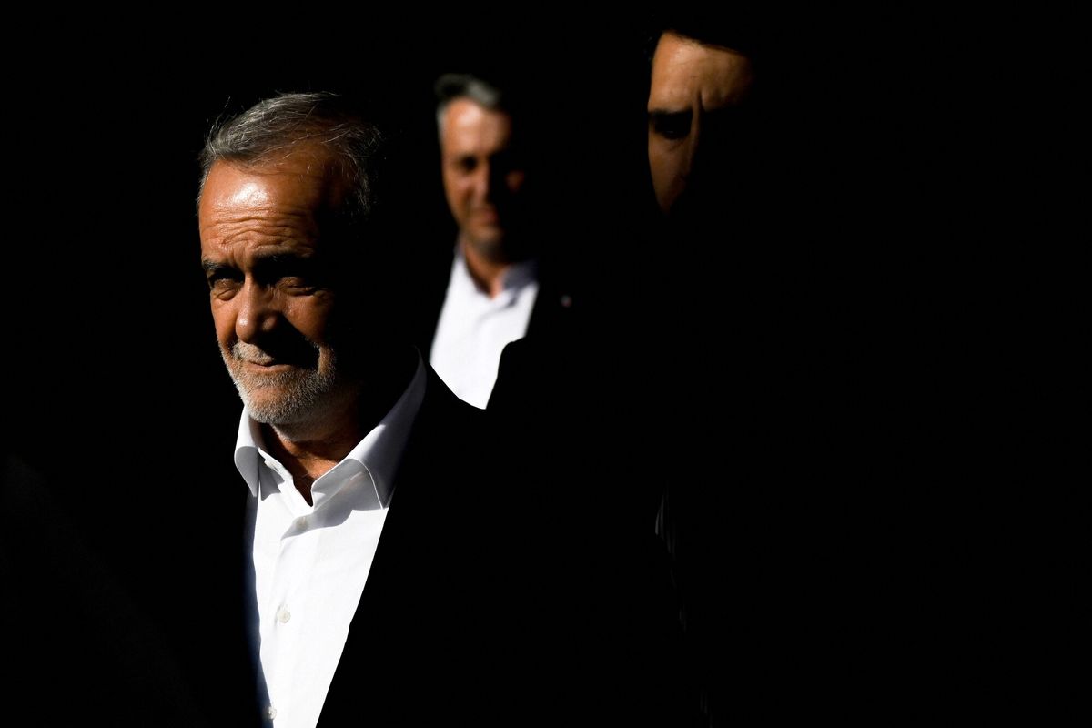 واشنگتنپست؛ تنها گزینه سیاست دو جادهای تهران/ دستاندازهای تازه پزشکیان را از پروژه کلیدیش منحرف کرد؟