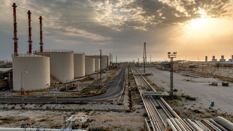 پشت پرده معافیت تحریمی ناگهانی به پکن؛ چراغ سبز ترامپ به نفت ایران؟