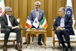 توسعه همکاری‌های ایران و فرانسه در حوزه‌های غیرتحریمی نظیر کشاورزی، آب و دارو 