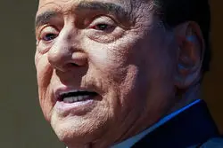 سیلویو برلوسکونی؛ غولِ خوشگذرانی که قدیس نبود