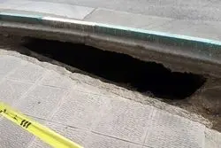 جزییات تازه از فرونشست درخیابان کارگر؛کشف یک حمام قدیمی+فیلم