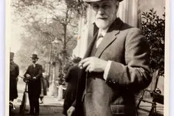 فروید راوی سفر به اعماق روان، کاشف زوایای تاریک وجود