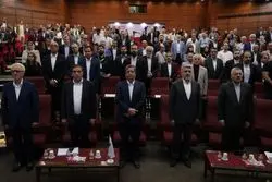 بختیاری: سیاست‌گذار میان «پارادایم بقا» و «پارادایم رشد» قرار گرفته است/رئیس کل بانک‌ مرکزی: شوک‌های بیرونی نباید به بحران‌های ماندگار تبدیل شوند