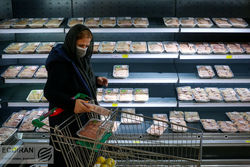 کاهش روزانه 184 تن از عرضه مرغ