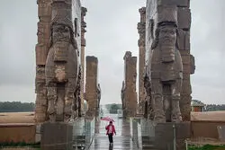 صدور سند مالکیت برای تخت‌ جمشید