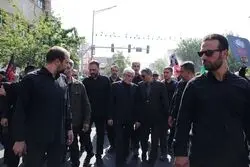 عکس| حضور محمدرضا عارف در آیین تشییع پیکر امام شهید انقلاب