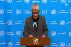 ادعای حمله به اهداف نظامی دروغ است؛ این حملات کورکورانه است