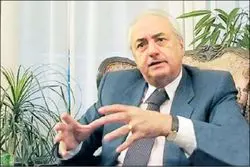 مجلسی: در این سال ها افرادی بر سر کار آمدند که فکر می‌کردند، همان‌قدر که  به‌راحتی بر مسند قدرت در کشور نشستند، در عرصه جهانی نیز می‌توانند دست به اقدام بزنند