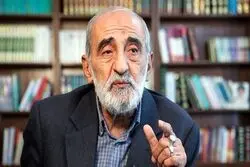 شریعتمداری روی آنتن زنده تلویزیون: باید یکی از خواسته‌های ایران در تفاهم‌نامه، تحویل ترامپ باشد!