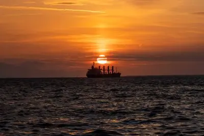 ببینید/ اتهامات تازه واشنگتن: انتقال نفت ایران و این کشور با نفتکش تحریم‌شده