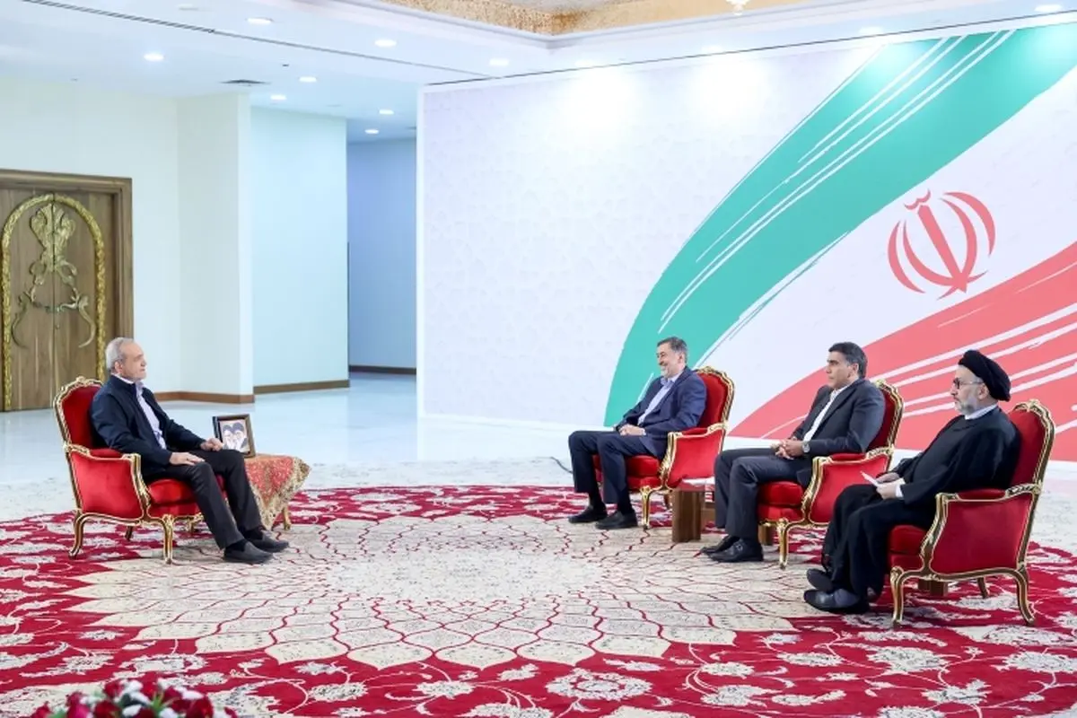 بازتاب یک گفت‌وگو در آیینه مطبوعات