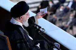 رهبر انقلاب: نیروهای مسلح رژیم رذل صهیونی را بیچاره خواهند کرد