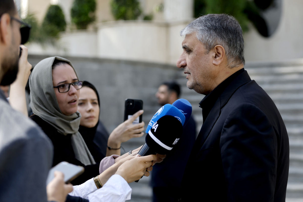 اسلامی: صنعت غنیسازی پایه اصلی فناوری هستهای است/ هرگز آن را برنخواهیم چید