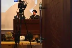 نسل بنیاد گرایان علیه نسل بنیانگذاران