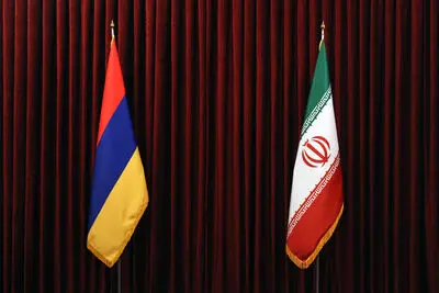اولین روز پزشکیان در ارمنستان: دیدار با نخست‌وزیر و امضای 9 تفاهم‌نامه