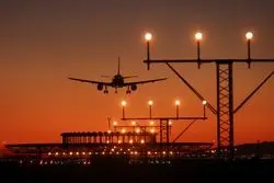 رکورد بزرگ‌ترین زیان تاریخ شکست/ توقف عجیب چند ساعته کلیه پروازها در آمریکا