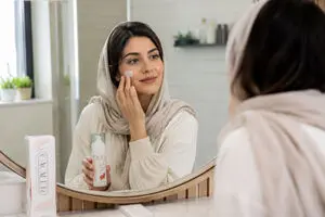 چرا پوست با وجود استفاده از محصولات مراقبتی همچنان خشک می شود؟