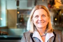 کناسیل: گروسی زمانی که باید صحبت می‌کرد، ساکت ماند