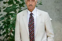 هرمیداس باوند؛ مرگ دل‌بسته ایران زمین