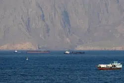 عبور یک نفتکش قطری از مسیر تعیین‌شده ایران در تنگه هرمز