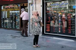 تردید دلار و سکه بین مذاکره و مکانیسم ماشه