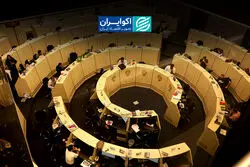 آیا بازار سهام خود را با واقعیت‌های اقتصادی هماهنگ کرده؟