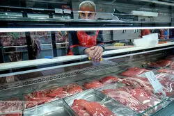 گوشت گران است؛ تلاش دولت برای خودکفایی در تولید گوشت قرمز 