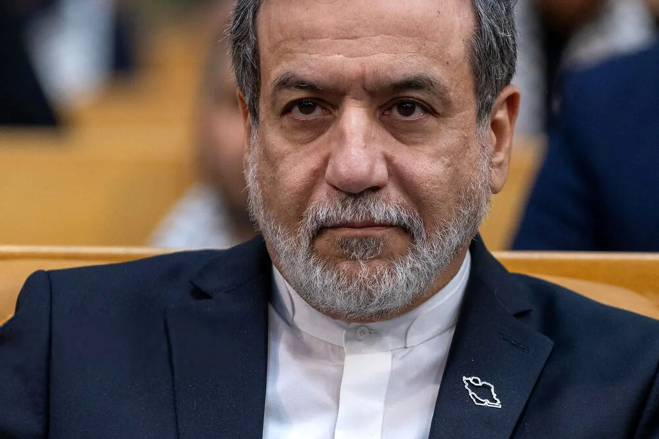 درخواست 27 نماینده مجلس از عباس عراقچی+متن نامه