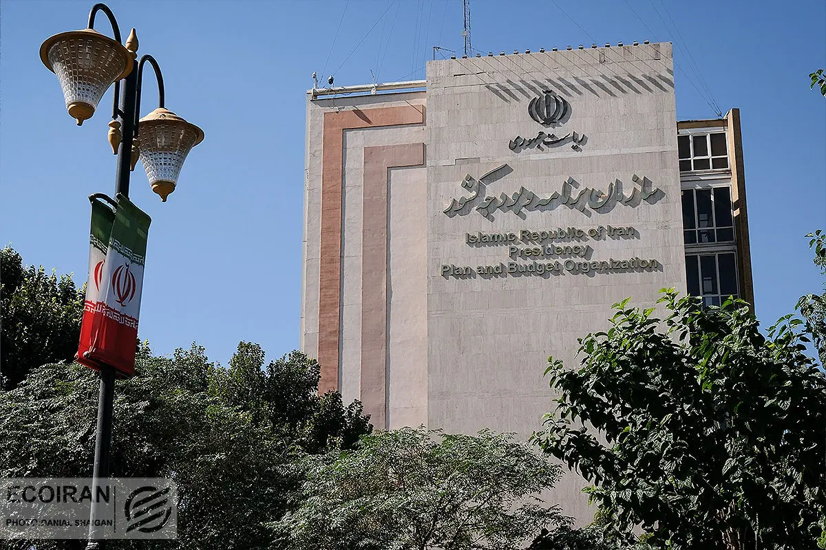 برنامه پنج‌محوره دولت برای رشد تولید و ثبات اقتصادی