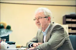 هشدار مهم یک اقتصاددان: سال بعد 1000همت کسری بودجه داریم/ اگر مذاکره صورت نگیرد...