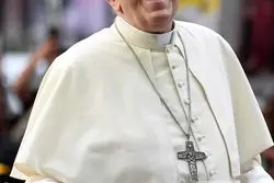 پاپ فرانسیس؛ مرد خندانِ ساختارشکن