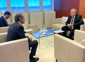 اولیانوف: انتقال مازاد اورانیوم از ایران از طریق مذاکرات قابل حل‌ است