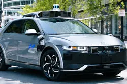 تاکسی‌های خودران؛ آینده حمل‌ونقل عمومی