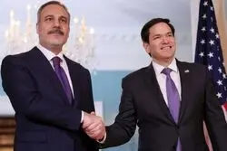 ببینید/ هاکان فیدان: در جریان جنگ ۱۲روزه، یک شب تماسی تلفنی از وزیر خارجه آمریکا دریافت کردیم/ او گفت به ایرانی‌ها بگویید که در چند ساعت آینده ممکن است هر اتفاقی بیفتد