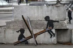 اکونومیست: شکست اقتصاد، شکست دموکراسی است