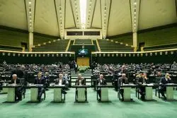چرا دولت و مجلس اصلاح را از خودشان شروع نمی‌کنند؟