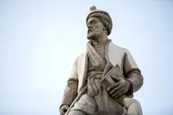 حقیقت نصب‌نشدن مجسمه فردوسی و گوشی ساخت ترامپ