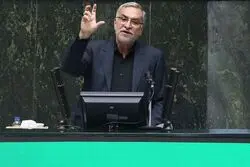 پاسخ وزیر بهداشت به نمایندگان برای کمبود دارو